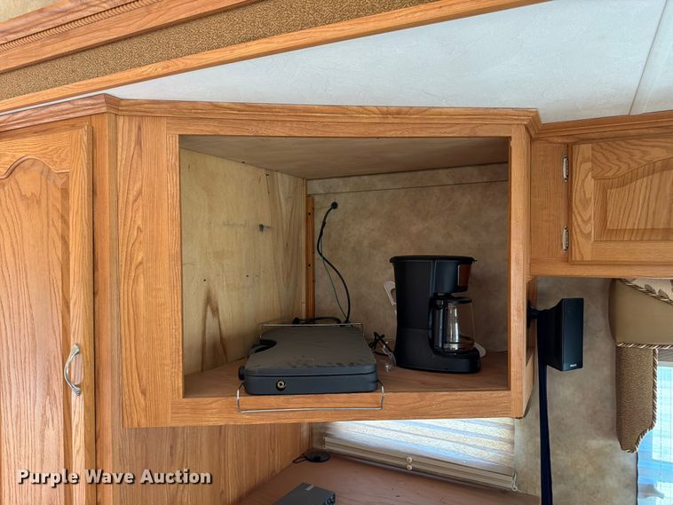 image for item FK3160 2008 NuWa Hitch Hiker II camper