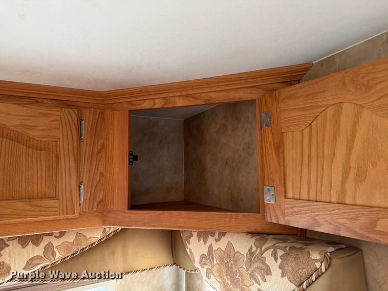 image for item FK3160 2008 NuWa Hitch Hiker II camper