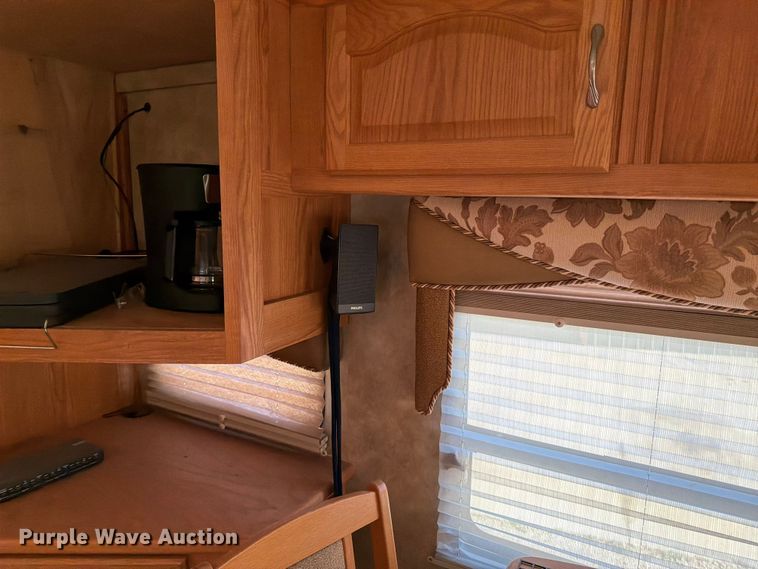 image for item FK3160 2008 NuWa Hitch Hiker II camper