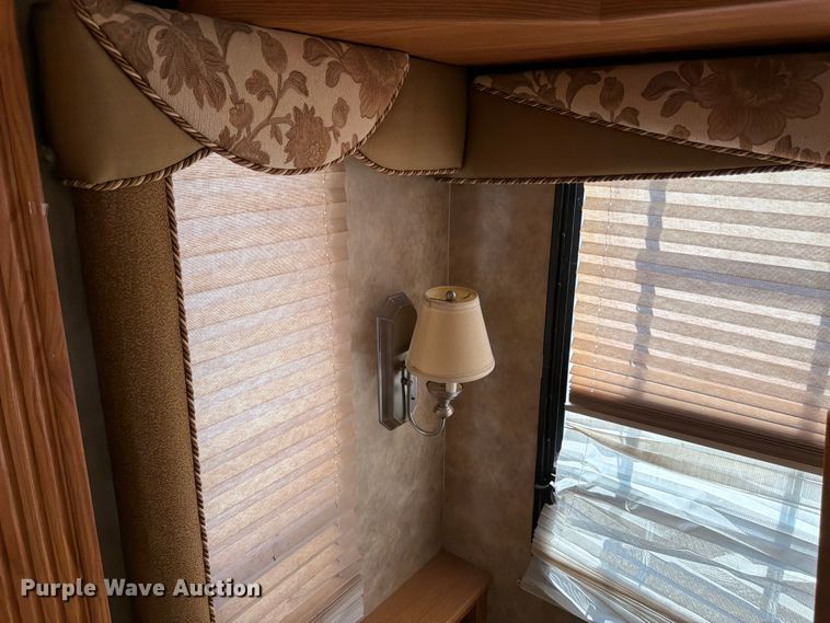 image for item FK3160 2008 NuWa Hitch Hiker II camper