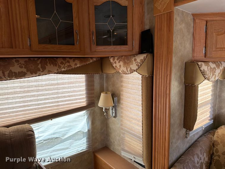 image for item FK3160 2008 NuWa Hitch Hiker II camper