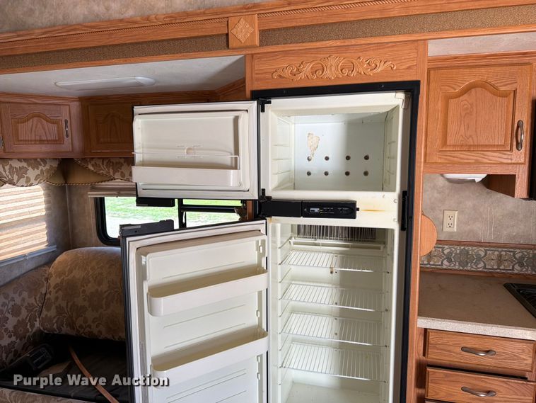 image for item FK3160 2008 NuWa Hitch Hiker II camper