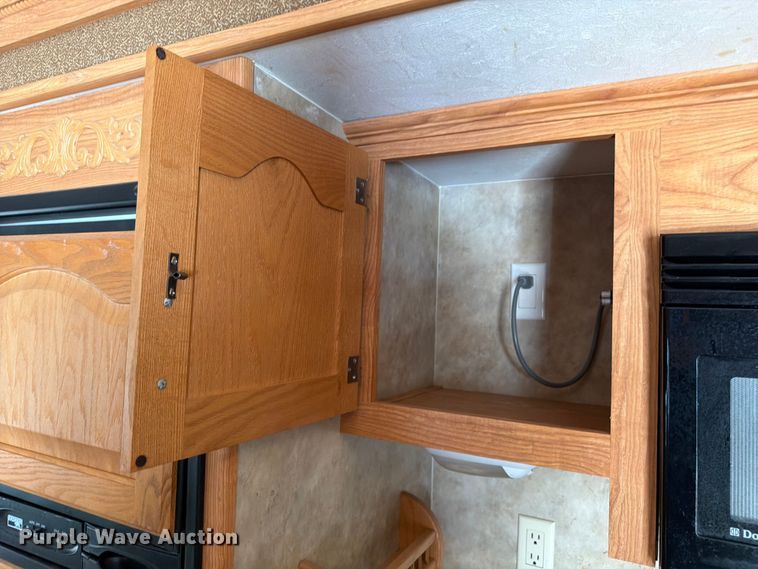 image for item FK3160 2008 NuWa Hitch Hiker II camper
