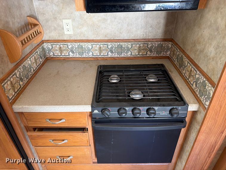 image for item FK3160 2008 NuWa Hitch Hiker II camper