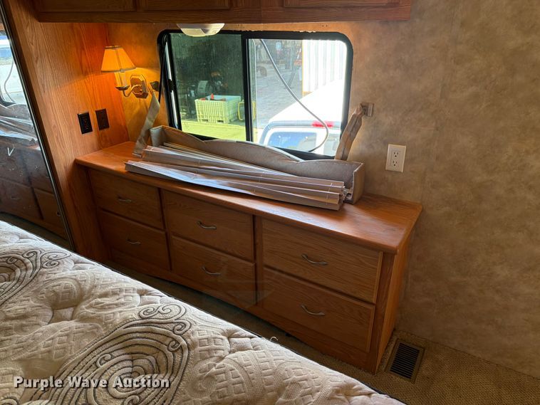 image for item FK3160 2008 NuWa Hitch Hiker II camper