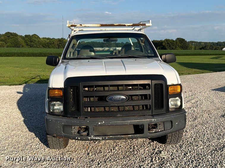 image for item FK3179 2008 Ford F250 Super Duty XL utility bed pickup truck