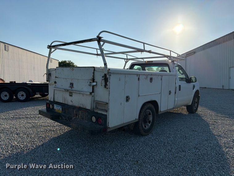 image for item FK3179 2008 Ford F250 Super Duty XL utility bed pickup truck