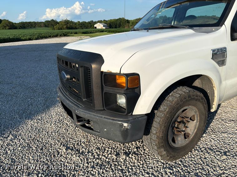 image for item FK3179 2008 Ford F250 Super Duty XL utility bed pickup truck