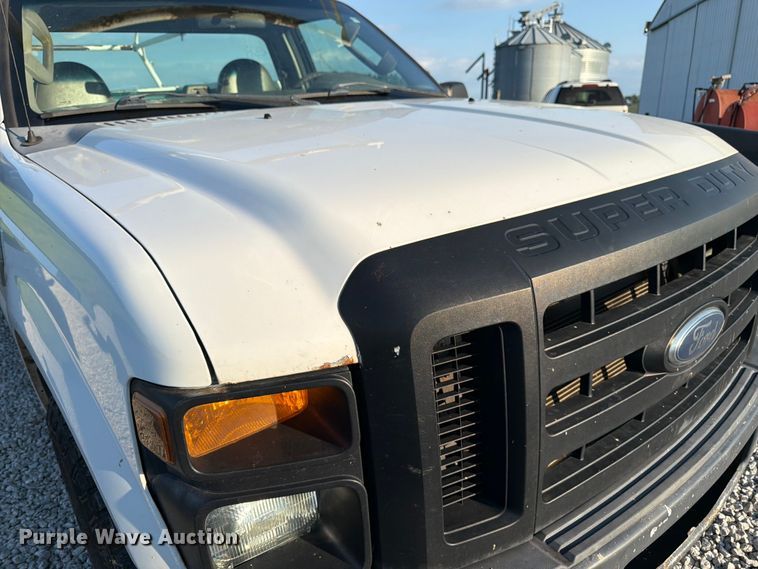 image for item FK3179 2008 Ford F250 Super Duty XL utility bed pickup truck