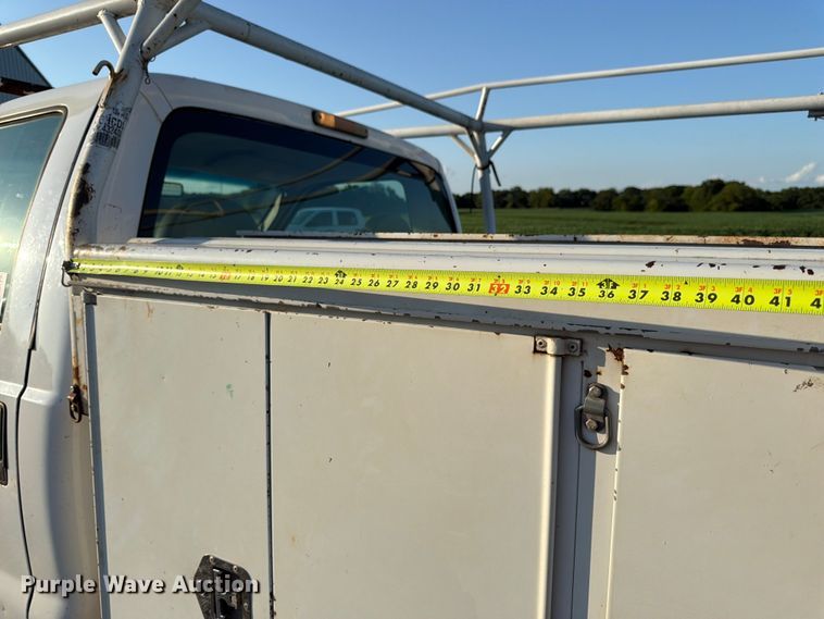 image for item FK3179 2008 Ford F250 Super Duty XL utility bed pickup truck