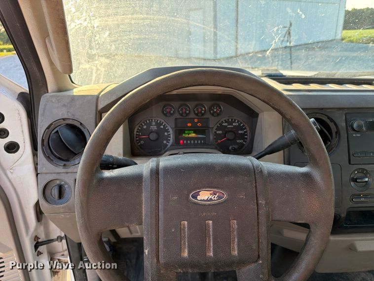 image for item FK3179 2008 Ford F250 Super Duty XL utility bed pickup truck