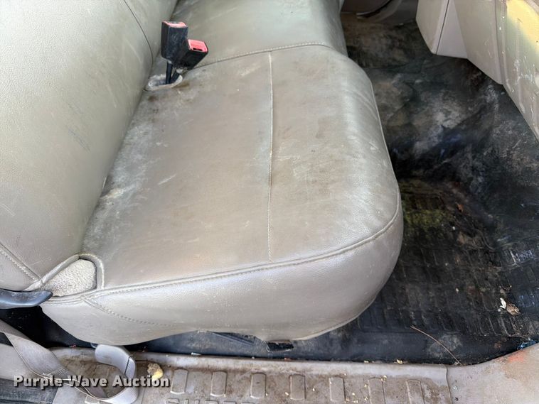 image for item FK3179 2008 Ford F250 Super Duty XL utility bed pickup truck