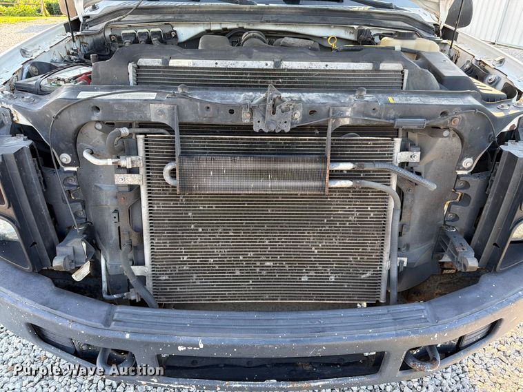 image for item FK3179 2008 Ford F250 Super Duty XL utility bed pickup truck