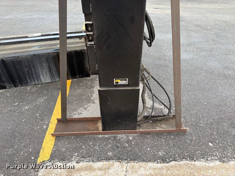 image for item FK3240 Thieman 1DR44 lift gate