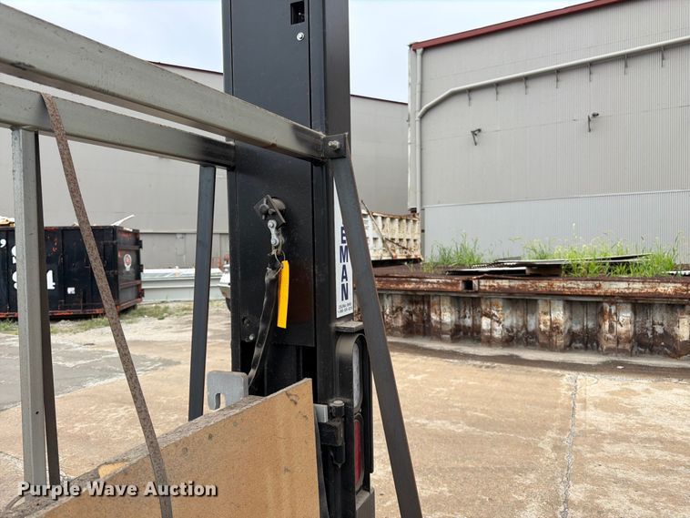 image for item FK3240 Thieman 1DR44 lift gate