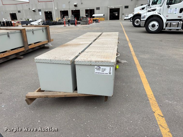 image for item FK3244 (4) toolboxes