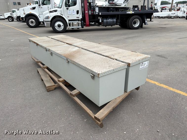 image for item FK3244 (4) toolboxes