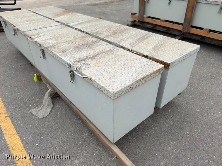image for item FK3244 (4) toolboxes