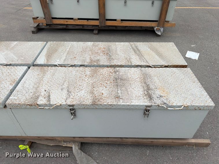 image for item FK3244 (4) toolboxes