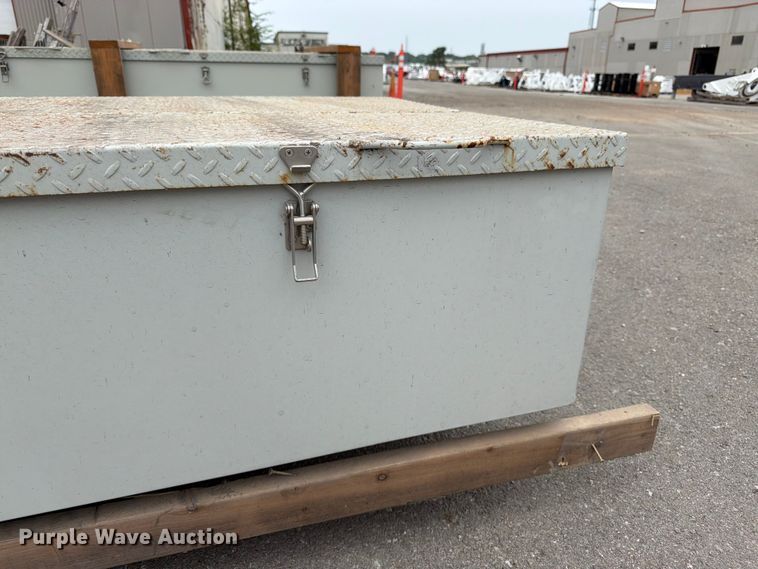 image for item FK3244 (4) toolboxes