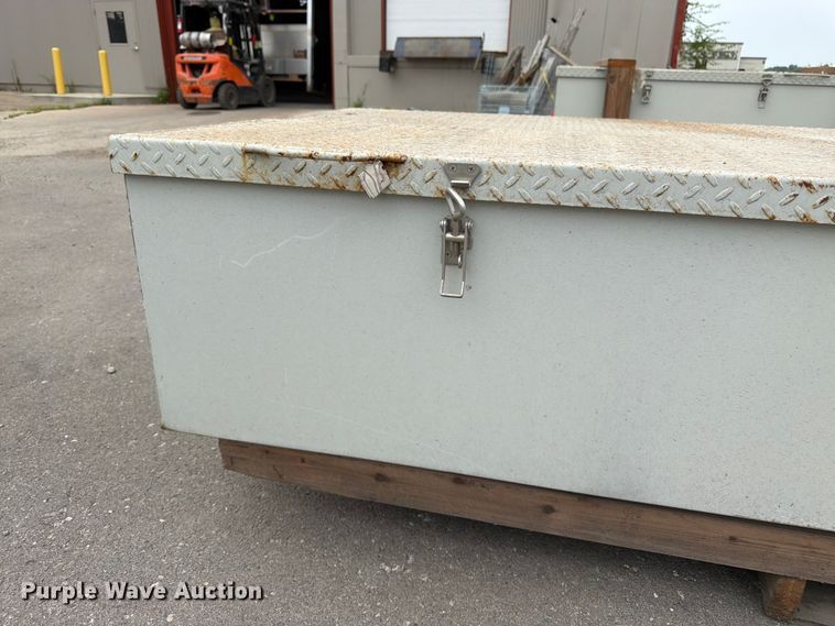 image for item FK3244 (4) toolboxes