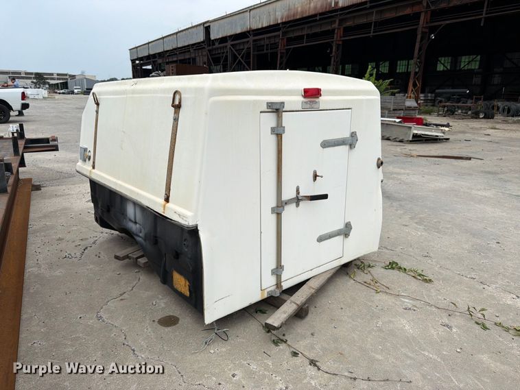 image for item FK3251 Jack Frost refrigeration bed
