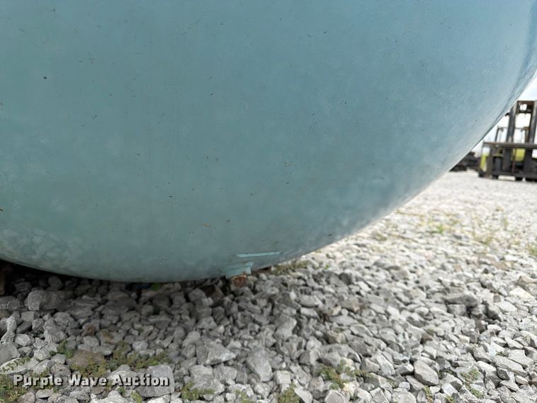 image for item FK3255 1991 Bulk Truck and Transport propane tank