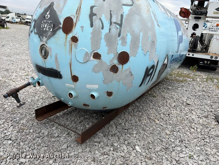 image for item FK3255 1991 Bulk Truck and Transport propane tank