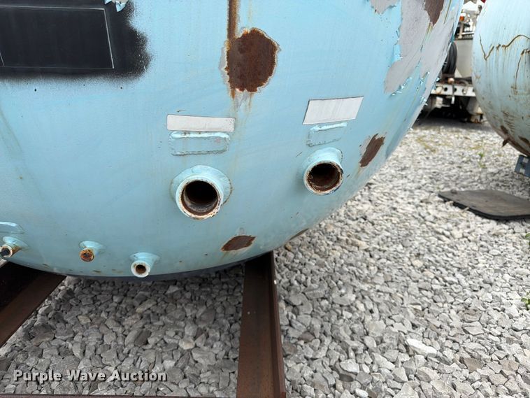 image for item FK3255 1991 Bulk Truck and Transport propane tank