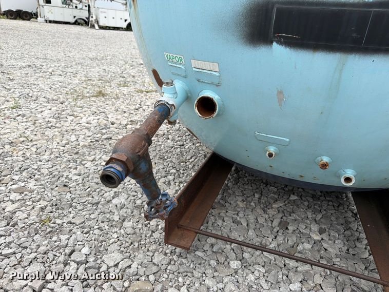 image for item FK3255 1991 Bulk Truck and Transport propane tank