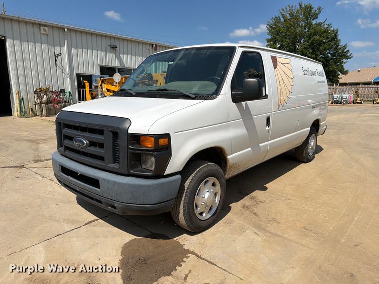 2013 Ford E150 van
