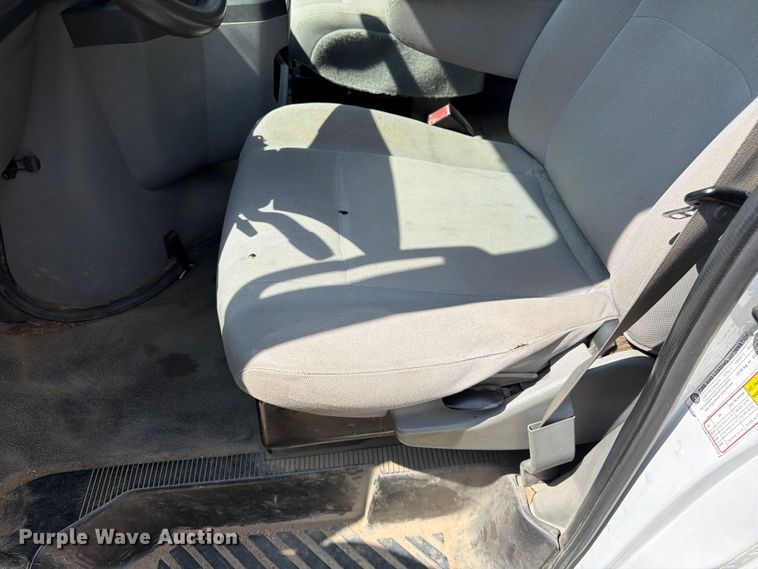 image for item FK3503 2013 Ford E150 van
