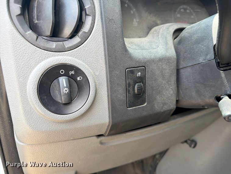 image for item FK3503 2013 Ford E150 van
