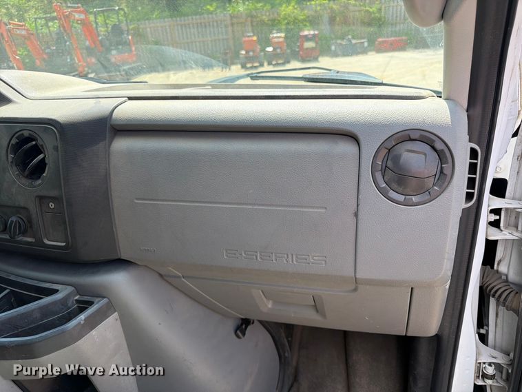 image for item FK3503 2013 Ford E150 van