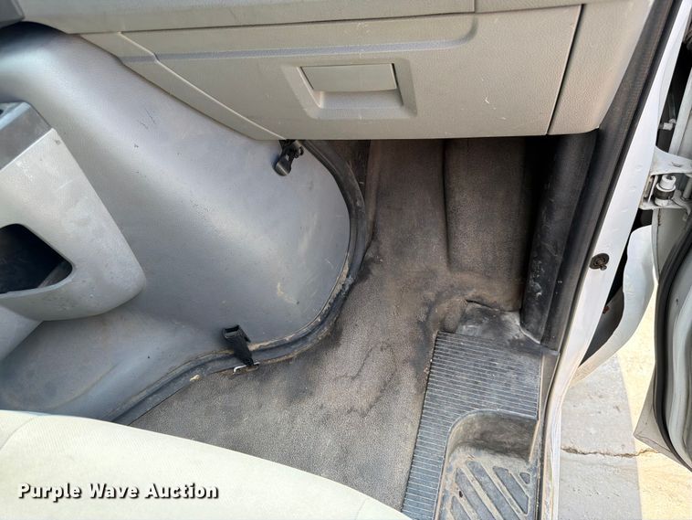image for item FK3503 2013 Ford E150 van