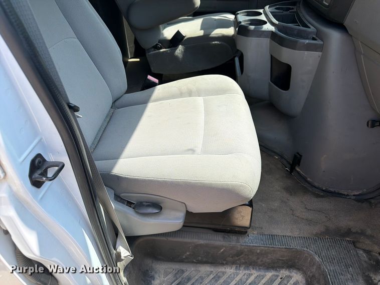 image for item FK3503 2013 Ford E150 van