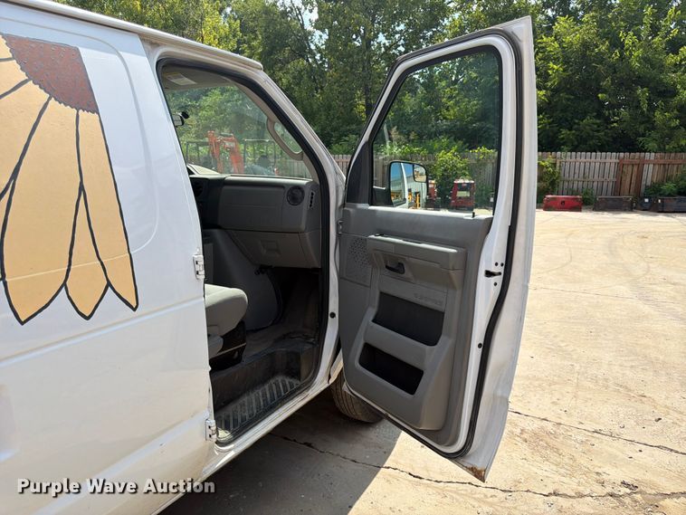 image for item FK3503 2013 Ford E150 van