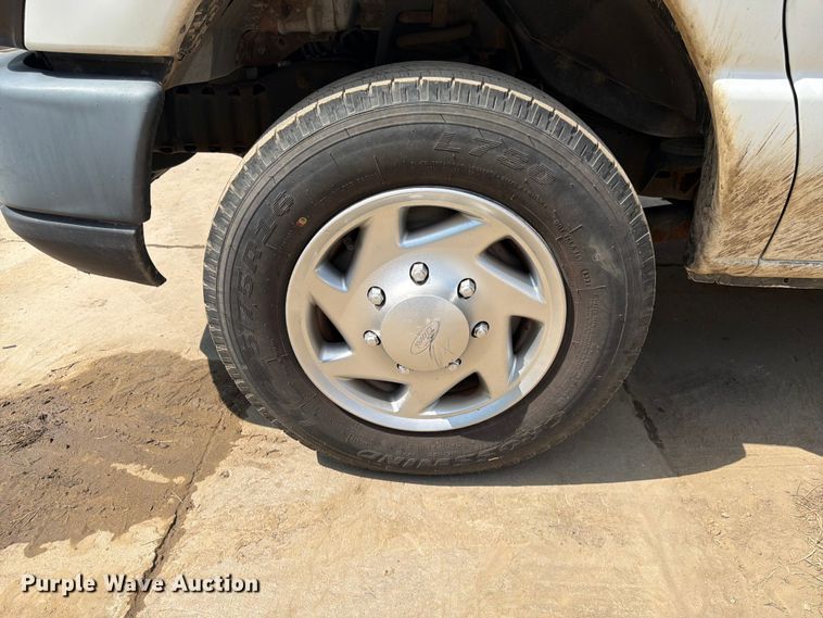 image for item FK3503 2013 Ford E150 van