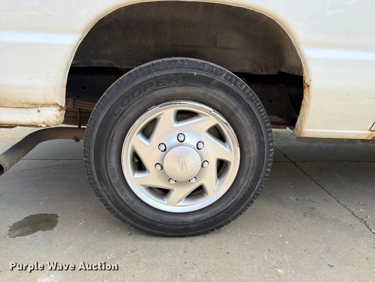 image for item FK3503 2013 Ford E150 van
