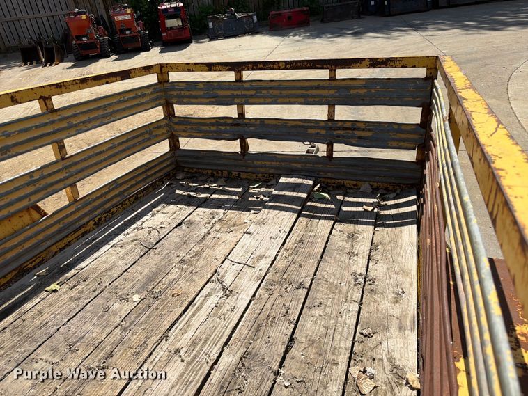 image for item FK3504 1998 Redi Haul utility trailer