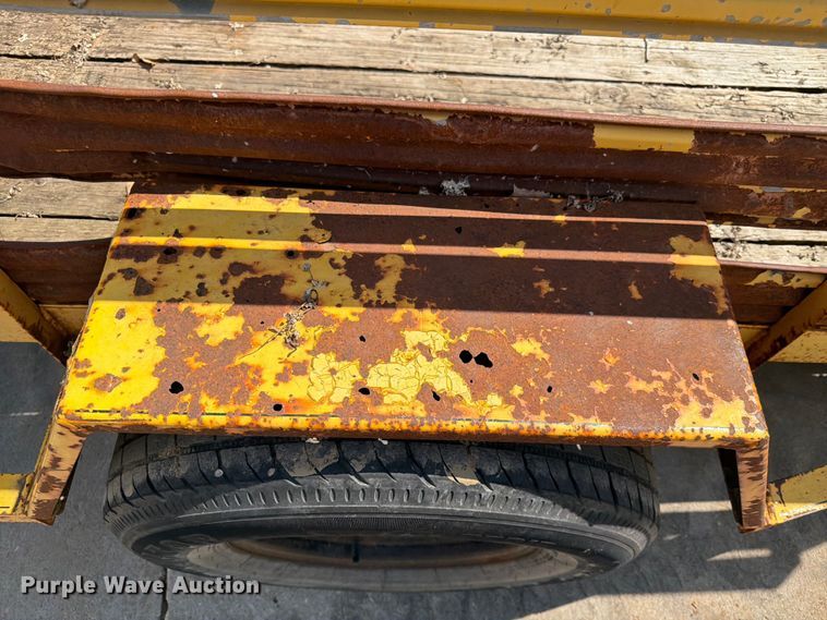 image for item FK3504 1998 Redi Haul utility trailer