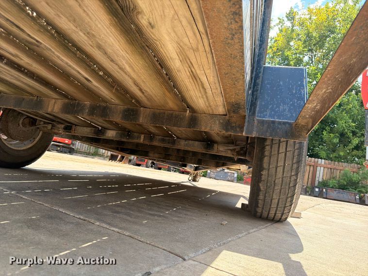 image for item FK3505 2006 Redi Haul RH10UT utility trailer