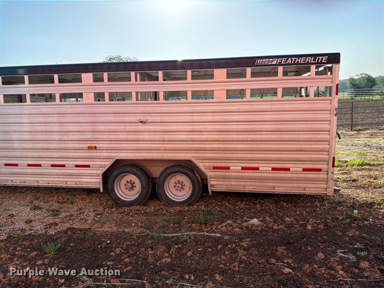 image for item FK3522 2020 Featherlite Trailers livestock trailer