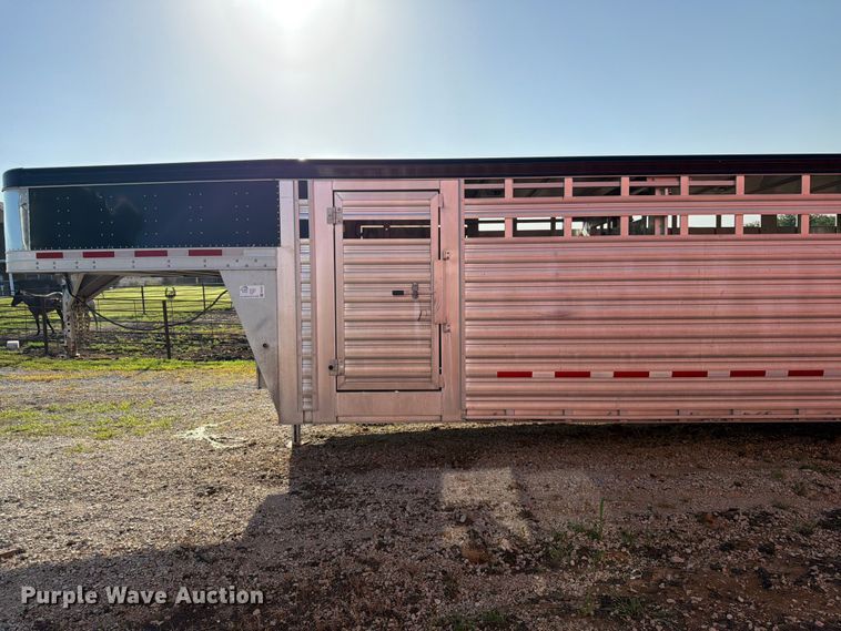 image for item FK3522 2020 Featherlite Trailers livestock trailer