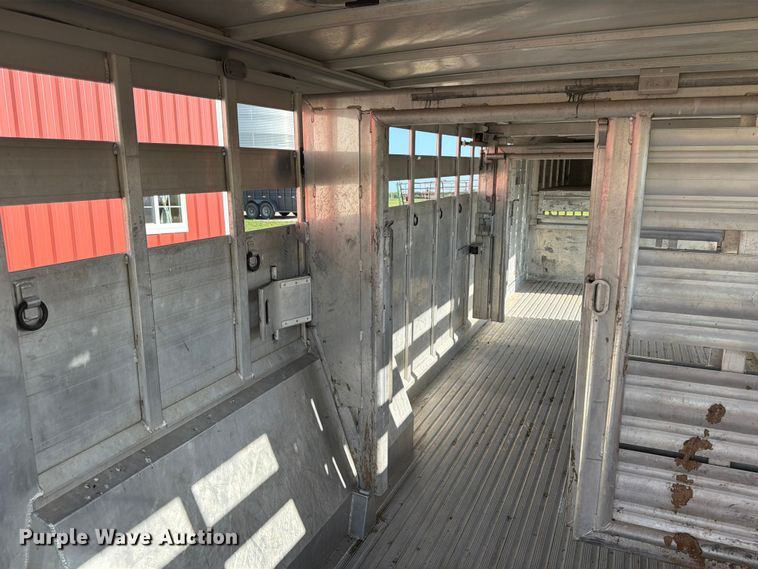 image for item FK3522 2020 Featherlite Trailers livestock trailer