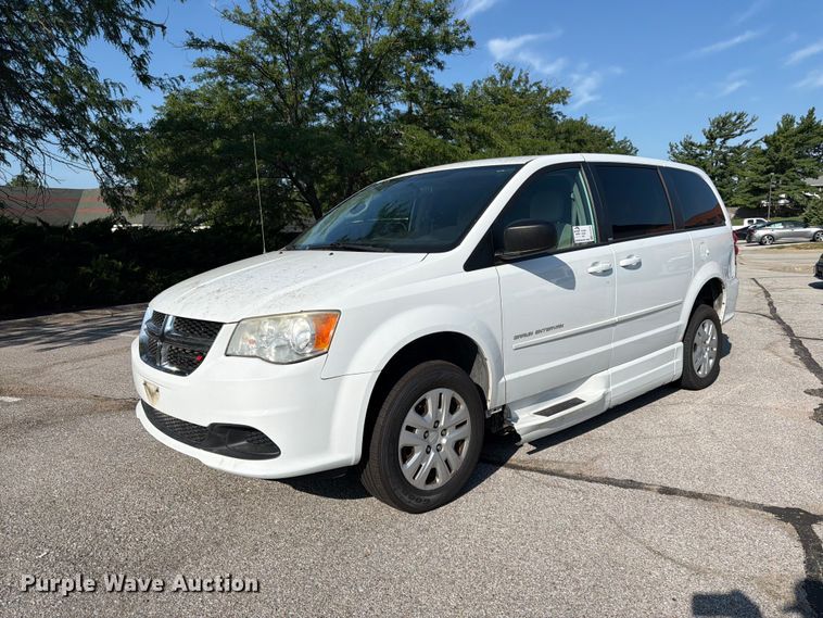 2014 Dodge Grand Caravan van