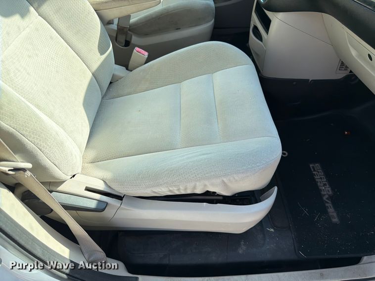 image for item FK3528 2014 Dodge Grand Caravan van
