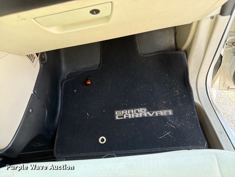 image for item FK3528 2014 Dodge Grand Caravan van