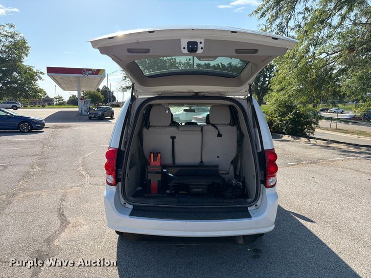 image for item FK3528 2014 Dodge Grand Caravan van