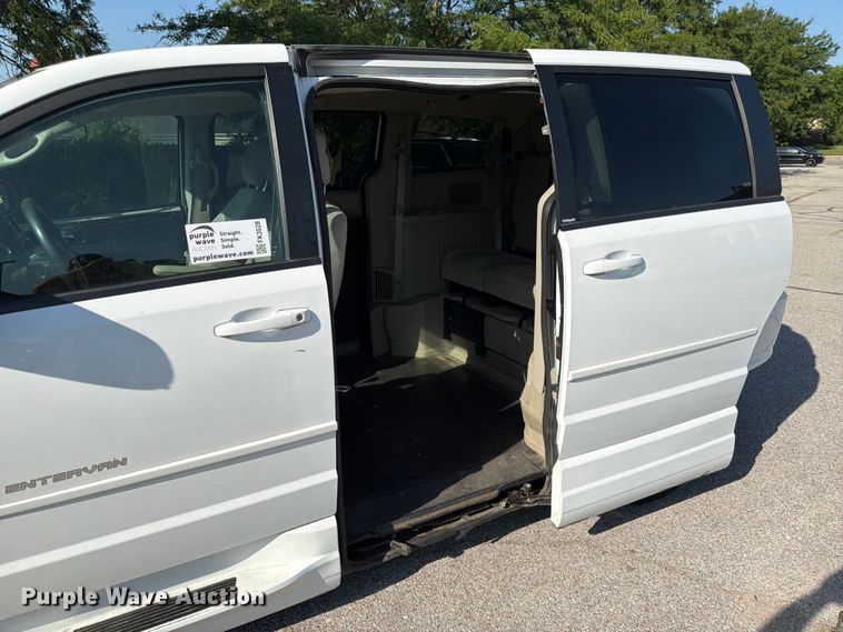 image for item FK3528 2014 Dodge Grand Caravan van